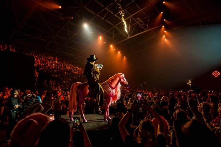 Foto's Het Schlagerfestival de Wild Wild West-editie