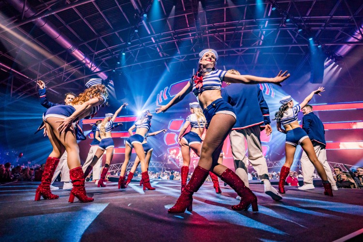 Dit was het eerste weekend van Het Schlagerfestival On a Love Boat &hearts;️⛴️